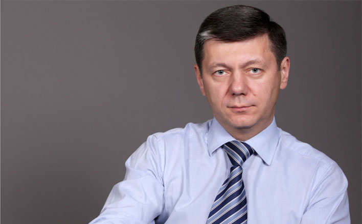 Д.Г.Новиков:"Единой России" Знамя Победы не к лицу?