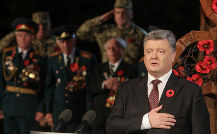 Порошенко вновь стал фигурантом офшорного скандала