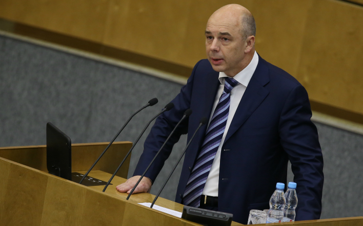 Минфин топит рубль в «бочке»