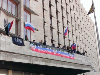 Митинги на Юго-Востоке Украины перерастают в народное восстание