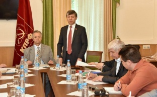 КПРФ продолжит борьбу за сохранение Мавзолея В.И.Ленина и почетного некрополя у Кремлевской стены