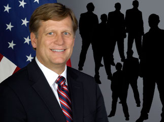 «Россия кишит настоящими шпионами из США, а власти «носятся» с Макфолом»