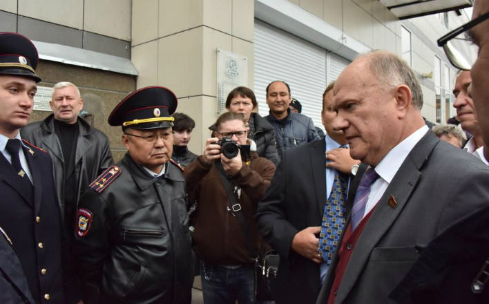 «Рынок превратили в тюрьму». Очередная провокация иркутских властей против Г.А. Зюганова и КПРФ