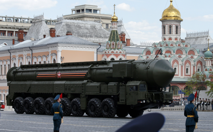 Бьют по Белоруссии – попадают по России