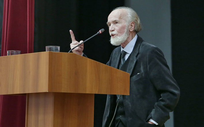 Юрий Белов: «Одна страна и два отечества»