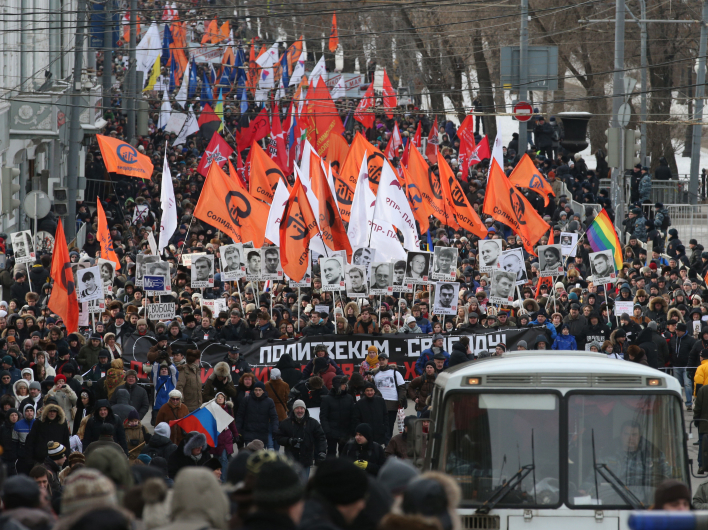 Д.Г.Новиков: "Больше всего для «цветных революций» делают не внешние силы и не оппозиция, а сами власти"
