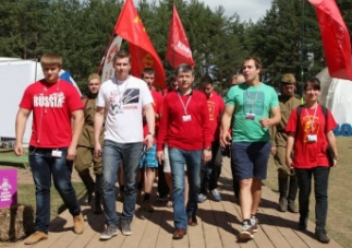 Д.Г.Новиков посетил молодёжный форум на Селигере